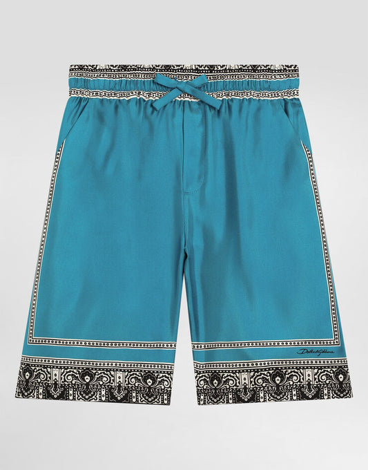 Shorts de sarja com estampa de bandana
