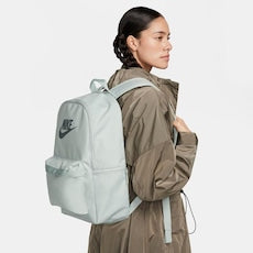 Mochila de moda versátil para cualquier ocasión