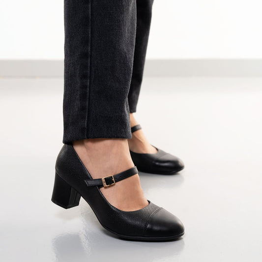 Sapatos de fivela pretos texturizados Piccadilly para mulheres
