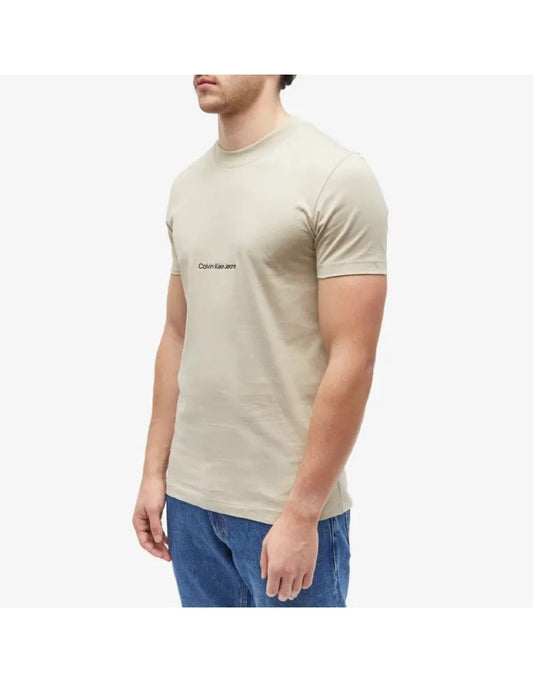 Camiseta institucional da Calvin Klein Jeans