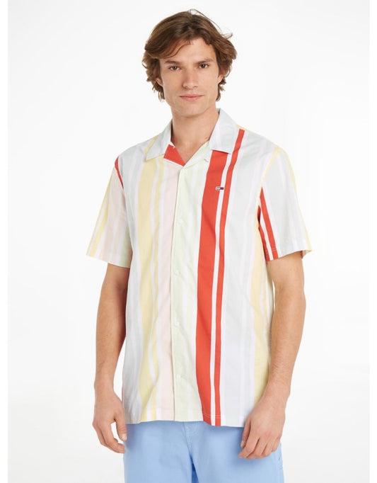 Camisa de rayas de manga corta y corte relajado