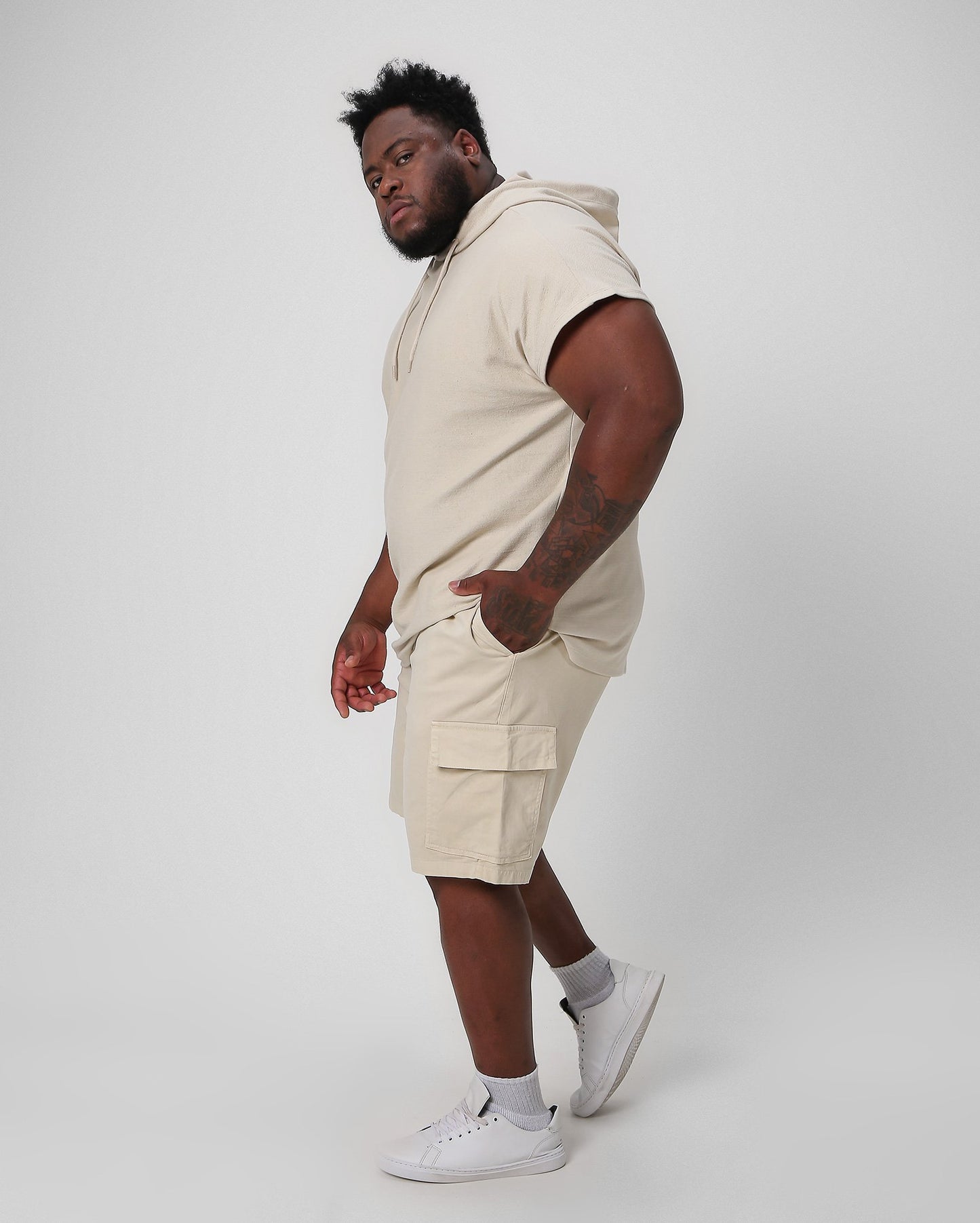 Shorts masculinos Plus Size Bege Cargo | Allman By Riachuelo
