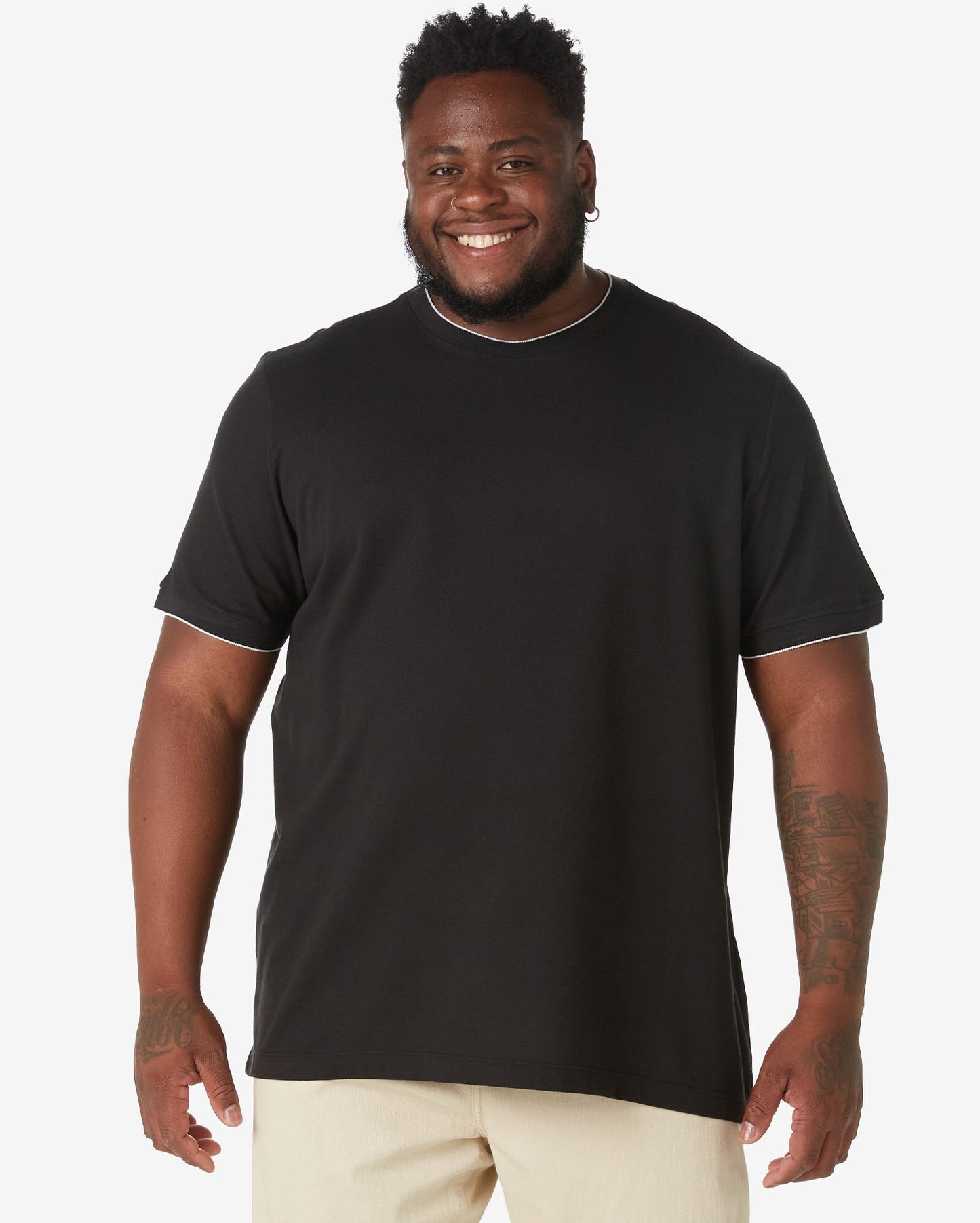 Men's Plus Size Short Sleeve Solid Black T-Shirt by Allman, Riachuelo