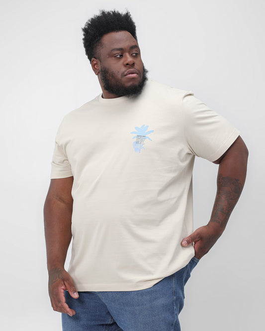 Camiseta Hombre Tallas Grandes Tropical Mood Beige | Original Plus by Riachuelo