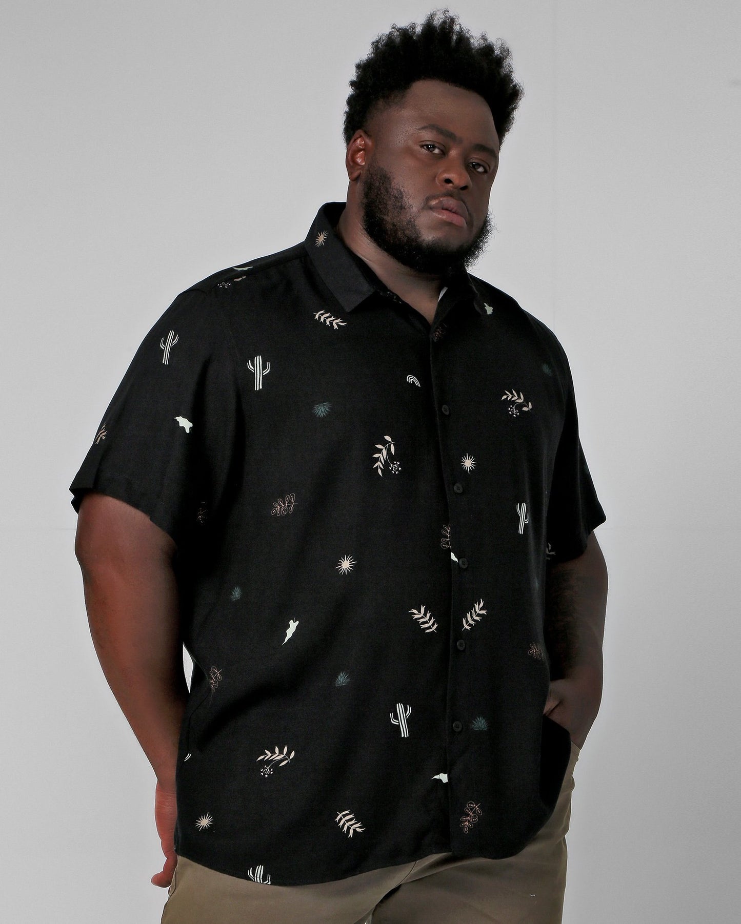 Camicia da uomo Plus Size stampata nera | Allman By Riachuelo