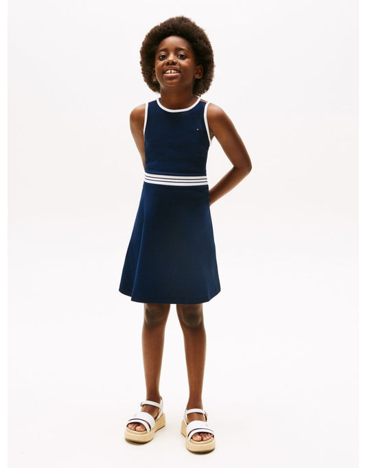 Tommy Hilfiger Girls' Navy Skater Dress with Contrast Binding (Vestido de saia marinho Tommy Hilfiger para meninas com amarração contrastante)