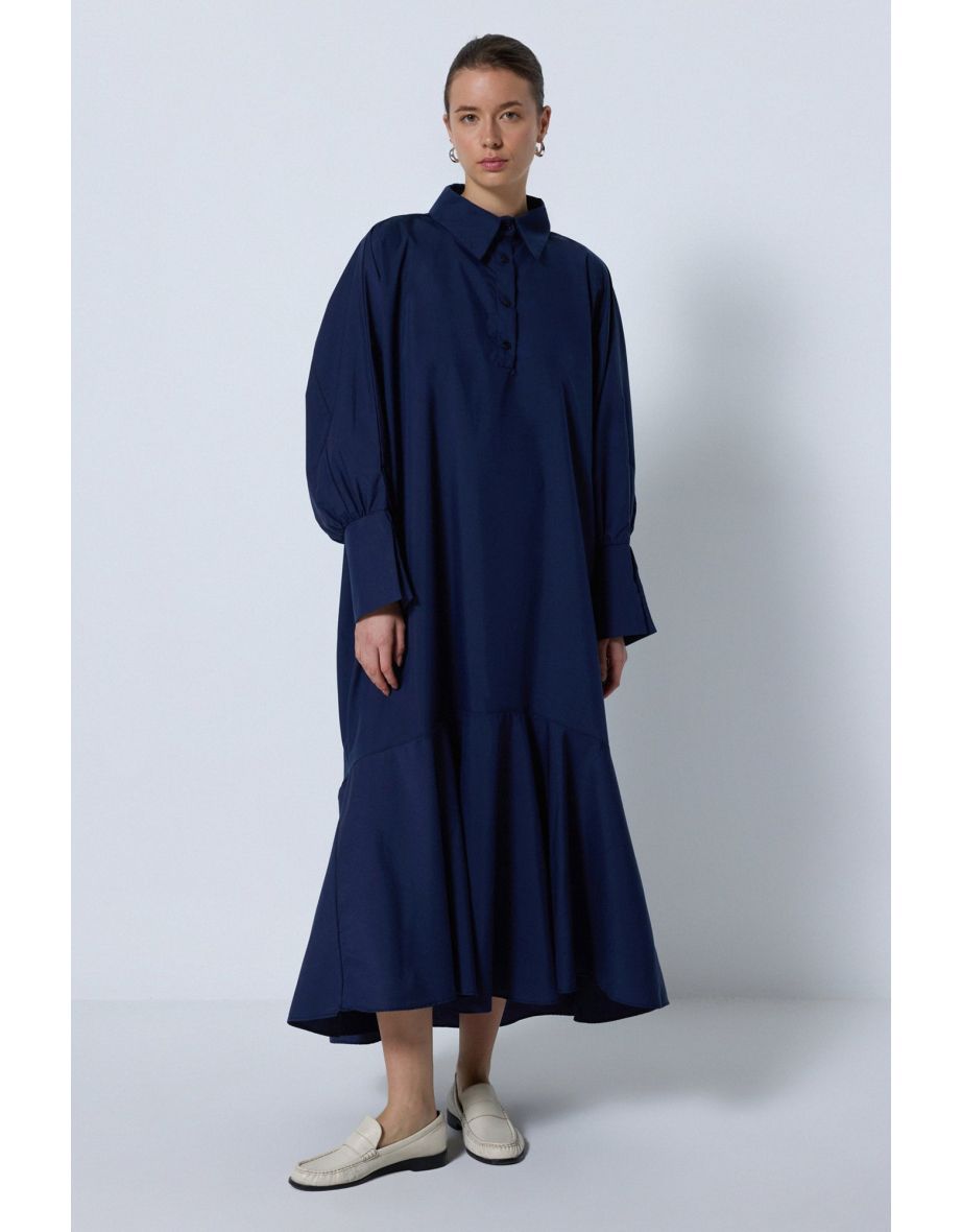 Vestido com bainha enrolada