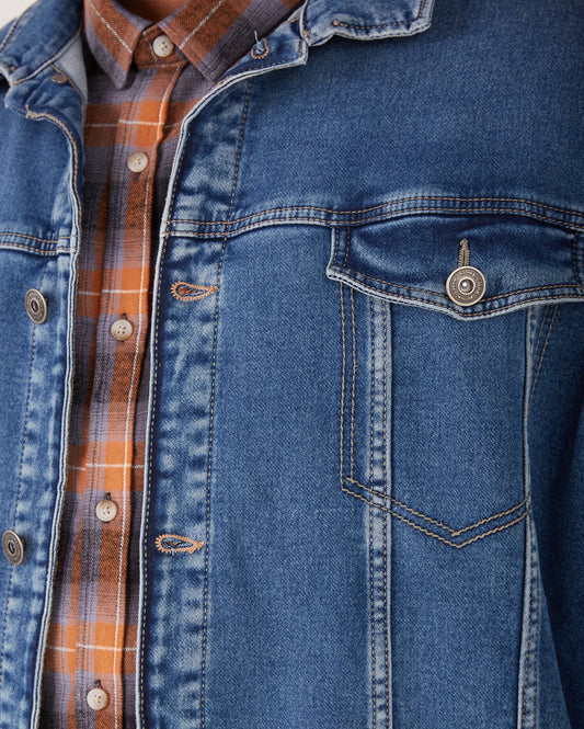 Jaqueta jeans média masculina plus size da Allman para Riachuelo
