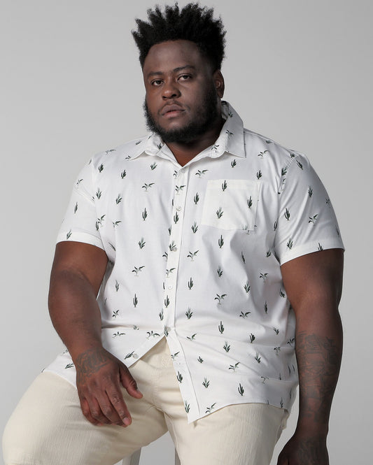 Camicia a maniche corte Plus Size Allman by Riachuelo da uomo con stampa a foglie - Bianco
