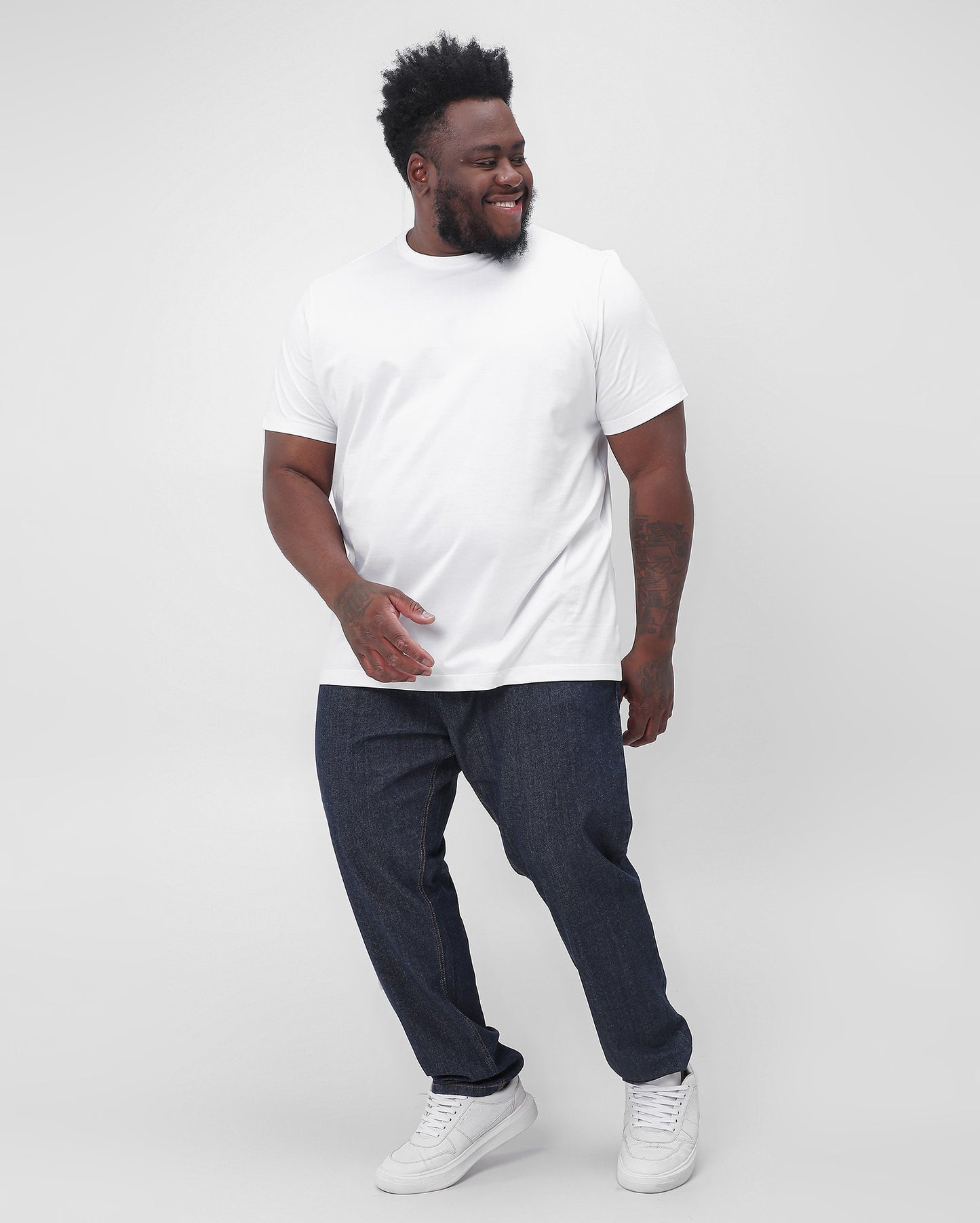 Calça jeans masculina de brim escuro com costura reta e tamanho grande | Pool Jeans