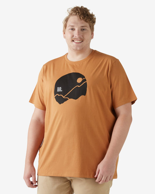 Maglietta a manica corta Plus Size da uomo "We Are Making Change Together" (Stiamo cambiando insieme) Cammello Marrone