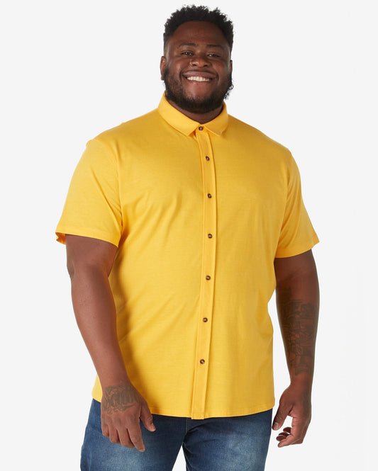 Camisa masculina de manga curta plus size Allman amarelo da Riachuelo