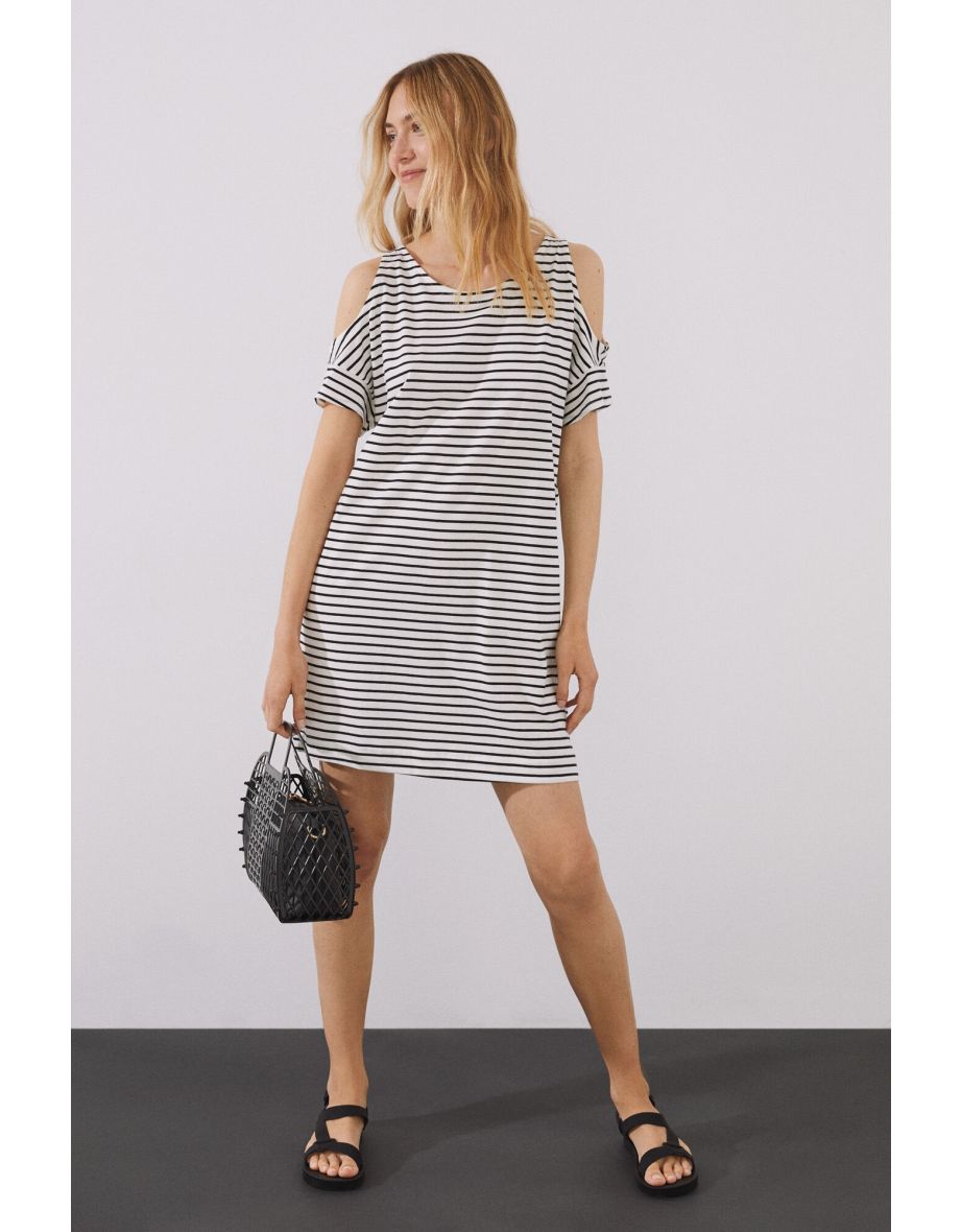 Vestido curto 100% algodão com listras pretas