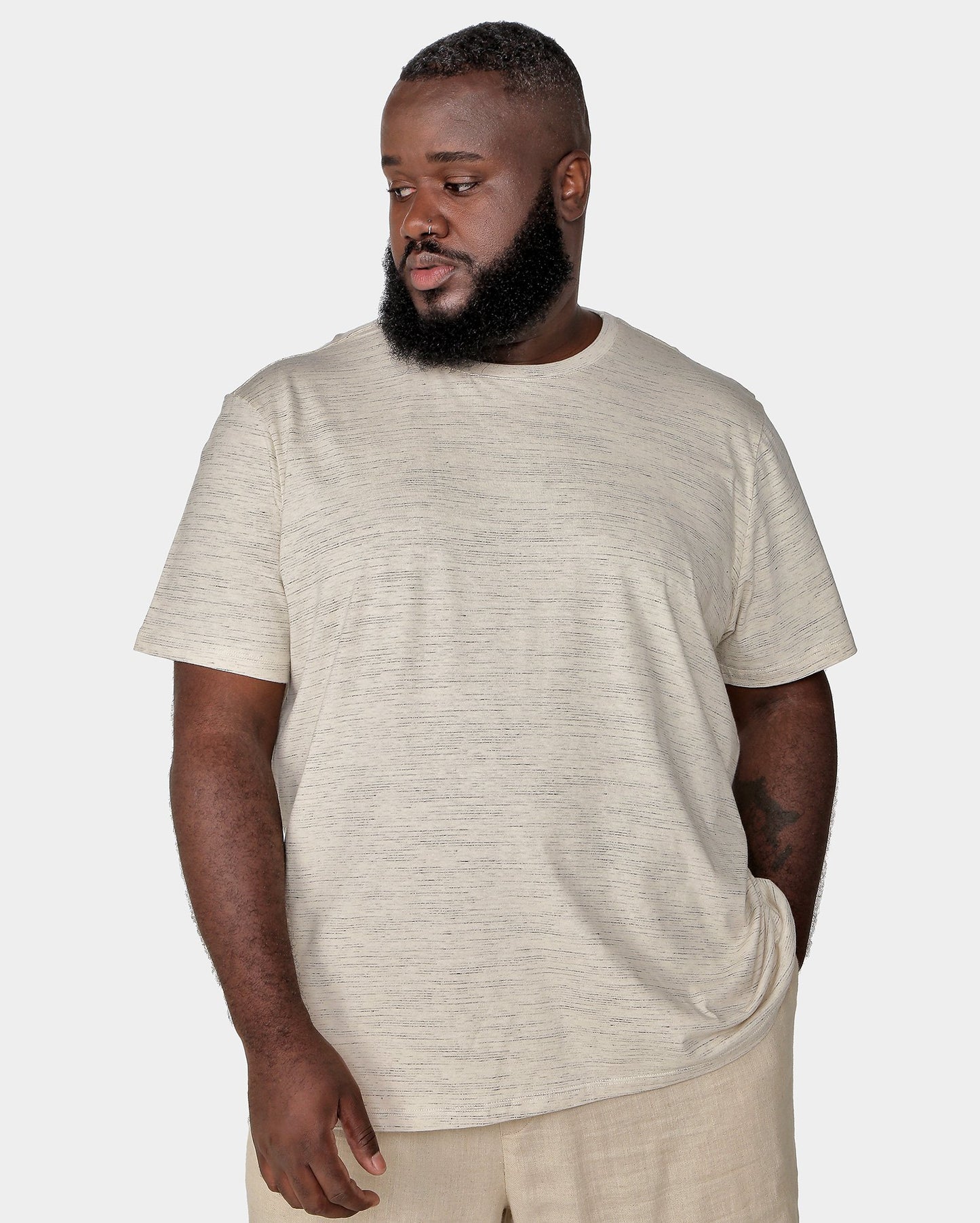 Maglietta uomo Plus Size a maniche corte Off White di Allman per Riachuelo