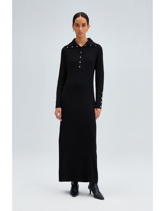 Vestido de malha com detalhes em botões de pressão