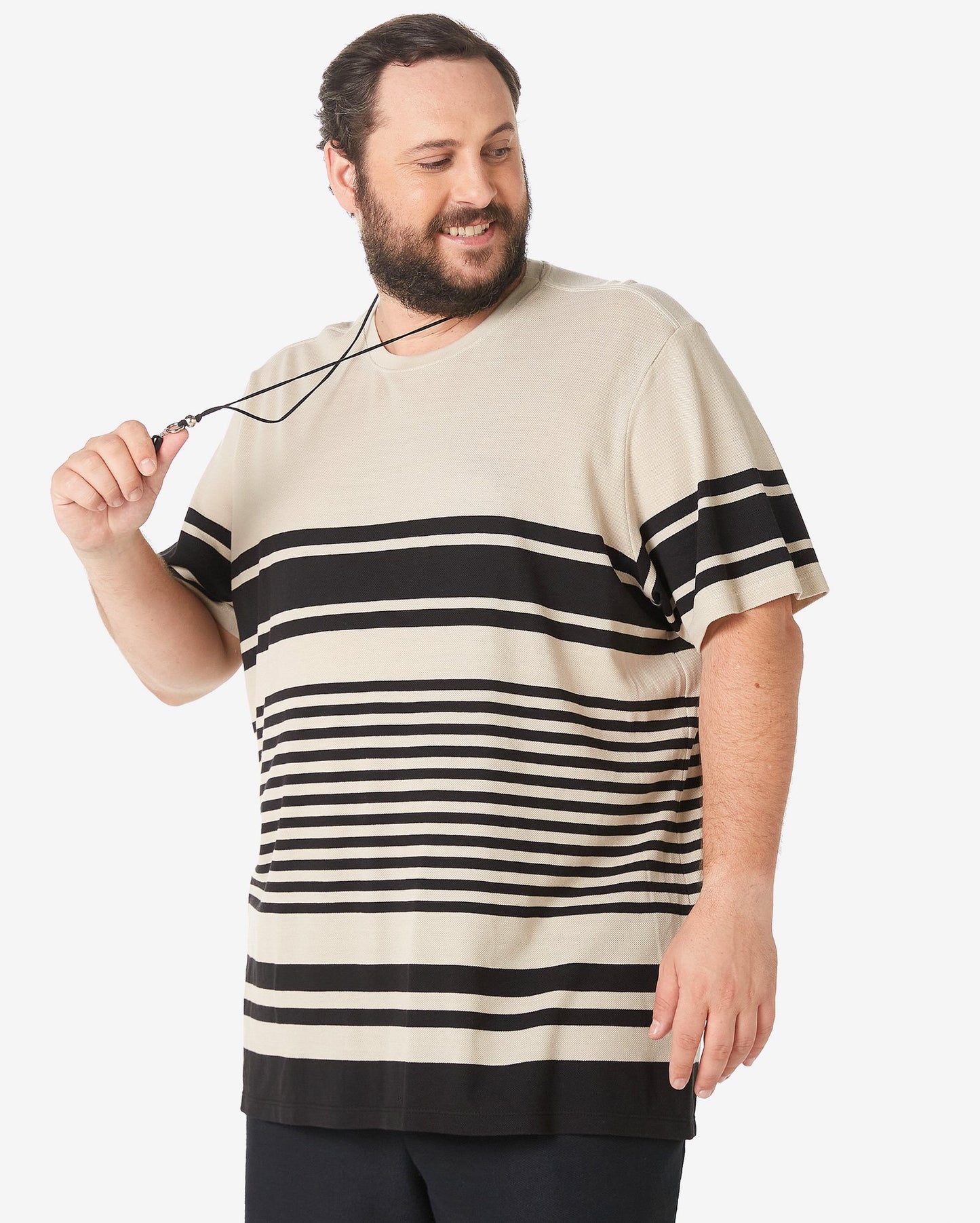Maglietta a righe a maniche corte Plus Size da uomo in Khaki/Nero di Allman per Riachuelo