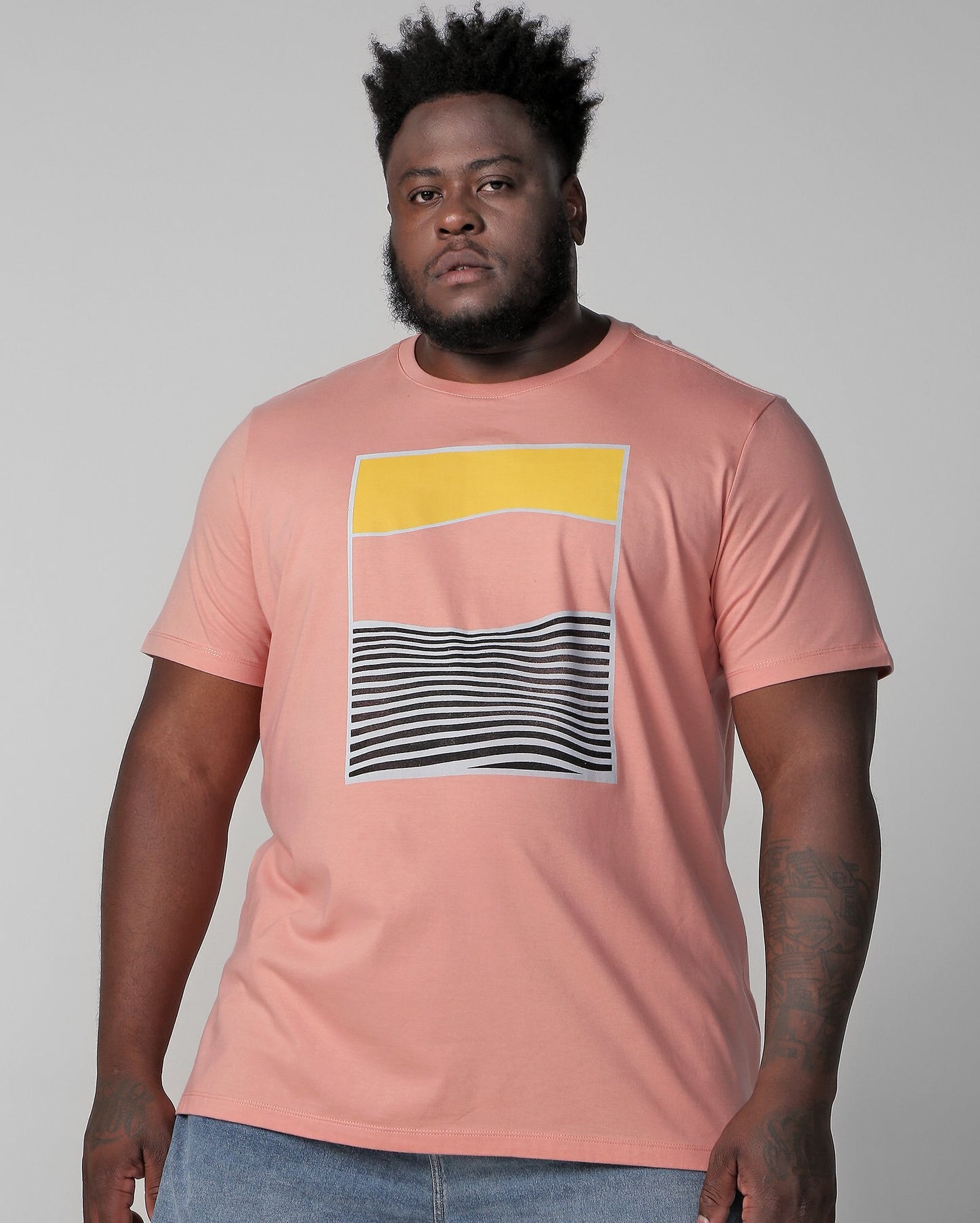 Camiseta masculina Plus Size de manga curta Abstract Pink de Allman, Riachuelo