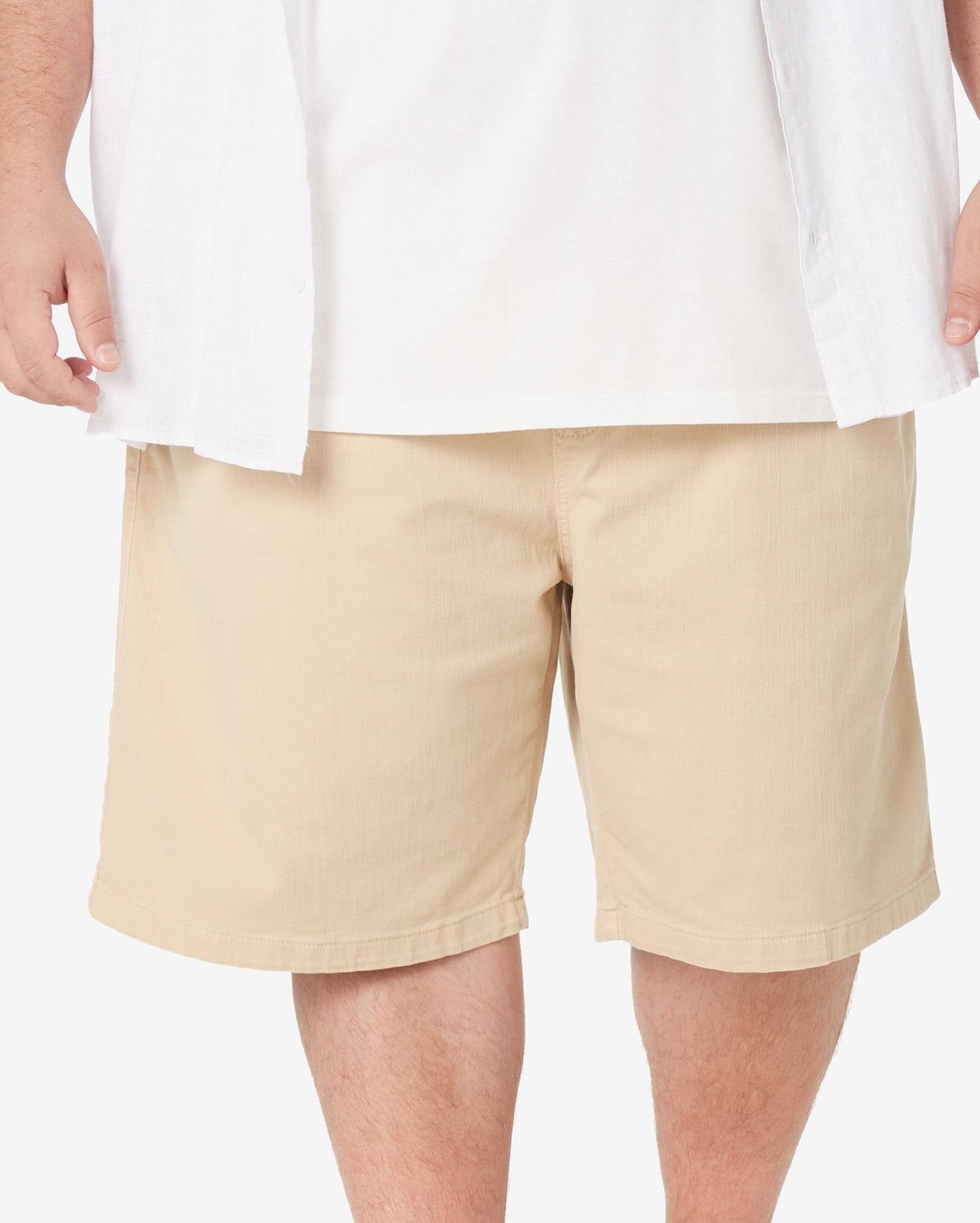 Shorts masculinos de brim cáqui reto plus size da Allman para Riachuelo