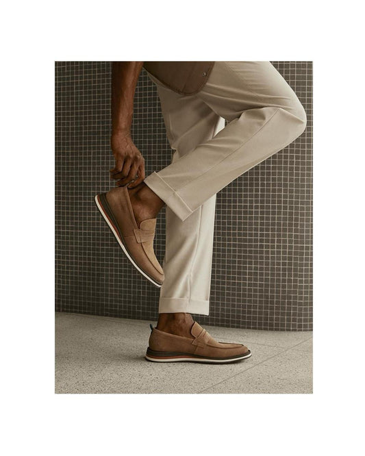 Mocasines de ante estilo metropolitano para hombre en color avellana