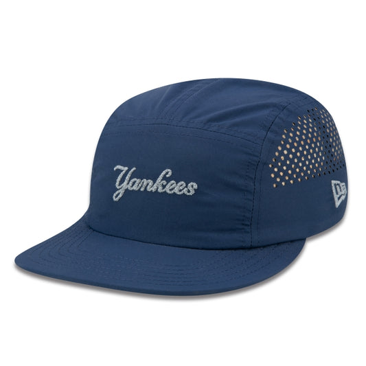 Cappello esclusivo New Era - Camper Strapback blu navy MLB New York Yankees Edizione sportiva a tesa piatta