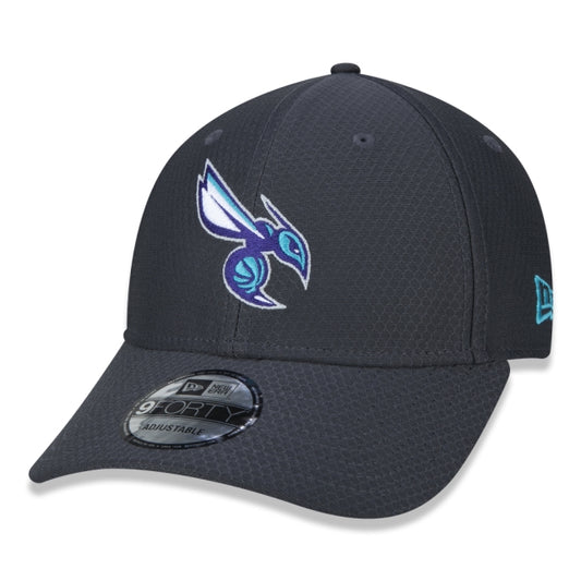 Cappello New Era Exclusive - 9FORTY NBA Charlotte Hornets Rave Space Tech Edition