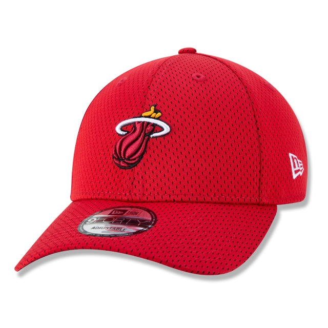 Cappello esclusivo New Era - 9FORTY Snapback a tesa curva Miami Heat Edizione Urban Tech