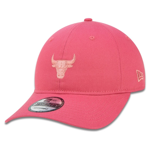 Cappello esclusivo New Era - 9TWENTY Strapback NBA Chicago Bulls Classic a tesa curva Edizione Rosa