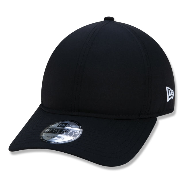 Berretto esclusivo New Era - 9TWENTY Performance a tesa curva edizione nera