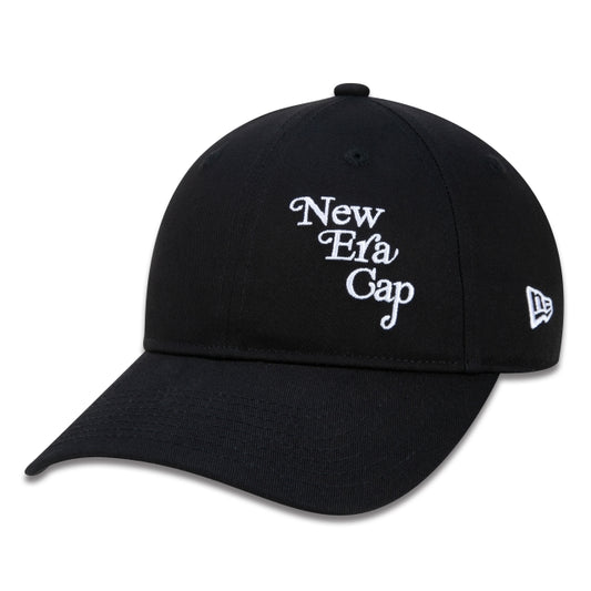 Berretto New Era Exclusive - Donna 9TWENTY Strapback a tesa curva Edizione Nera