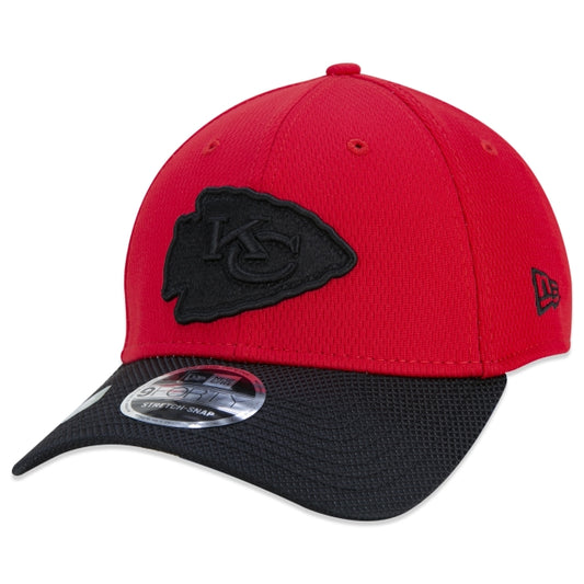 Gorra exclusiva New Era - 9FORTY Kansas City Chiefs Sideline Cold Weather Black Edition