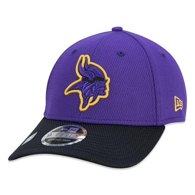 Cappello esclusivo New Era - 9FORTY Stretch Snap Minnesota Vikings Sideline Cold Weather Edizione viola