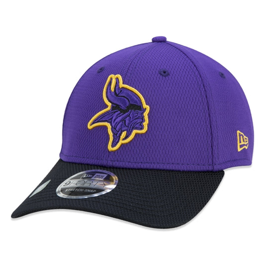 Cappello esclusivo New Era - 9FORTY Stretch Snap Minnesota Vikings Sideline Cold Weather Edizione viola