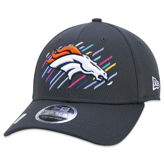 Berretto esclusivo New Era - 9FORTY Stretch Snap Denver Broncos Crucial Catch Tesa curva Edizione nera