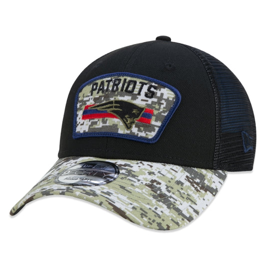 Berretto esclusivo New Era - 9FORTY Trucker New England Patriots Salute To Service NFL Snapback a tesa curva Edizione nera