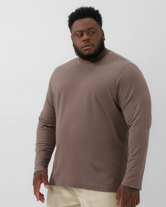 Camiseta masculina plus size texturizada marrom | Original Plus by Riachuelo