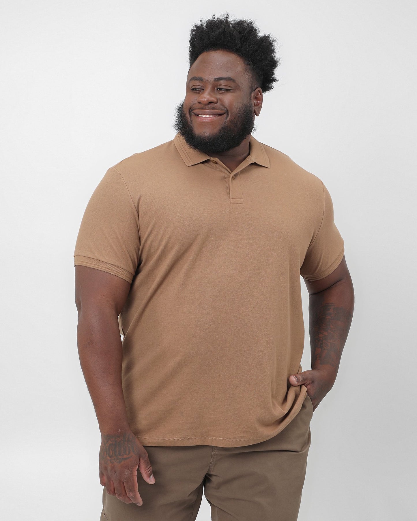 Camisa polo masculina plus size bege Original Plus da Riachuelo