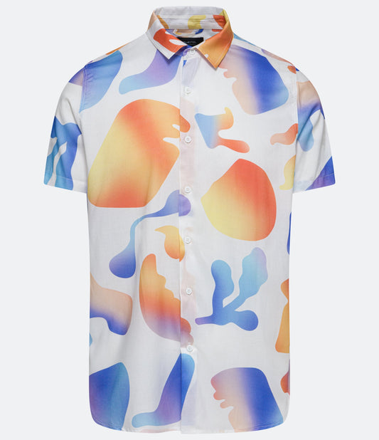 Camisa de manga curta de viscose com estampa modernista gradiente branca como a neve
