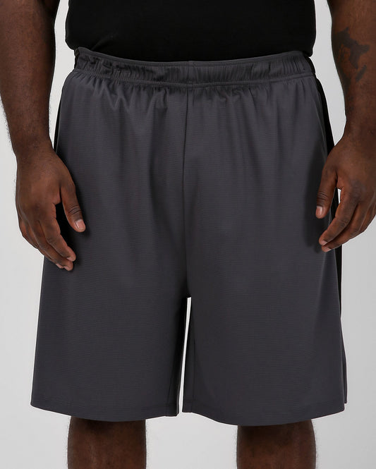 Pantaloncini sportivi grigi Plus Size da uomo con ritagli e bodywork di Riachuelo