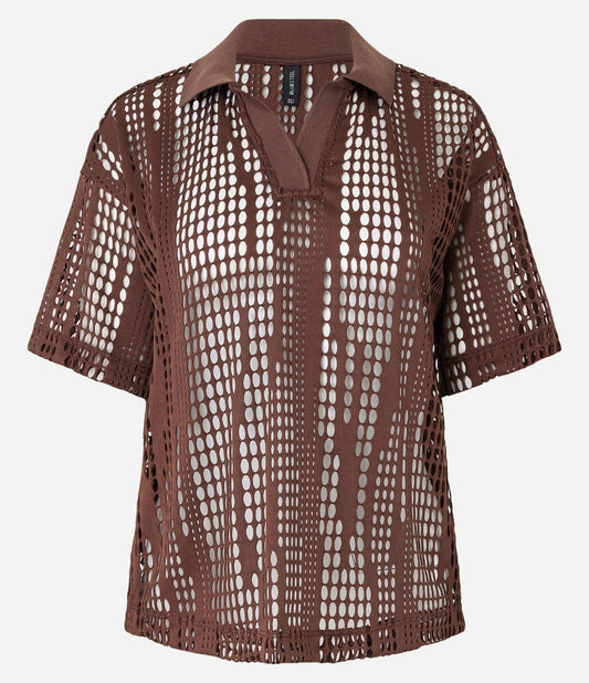 Camicetta con colletto a polo marrone e ritagli strutturati