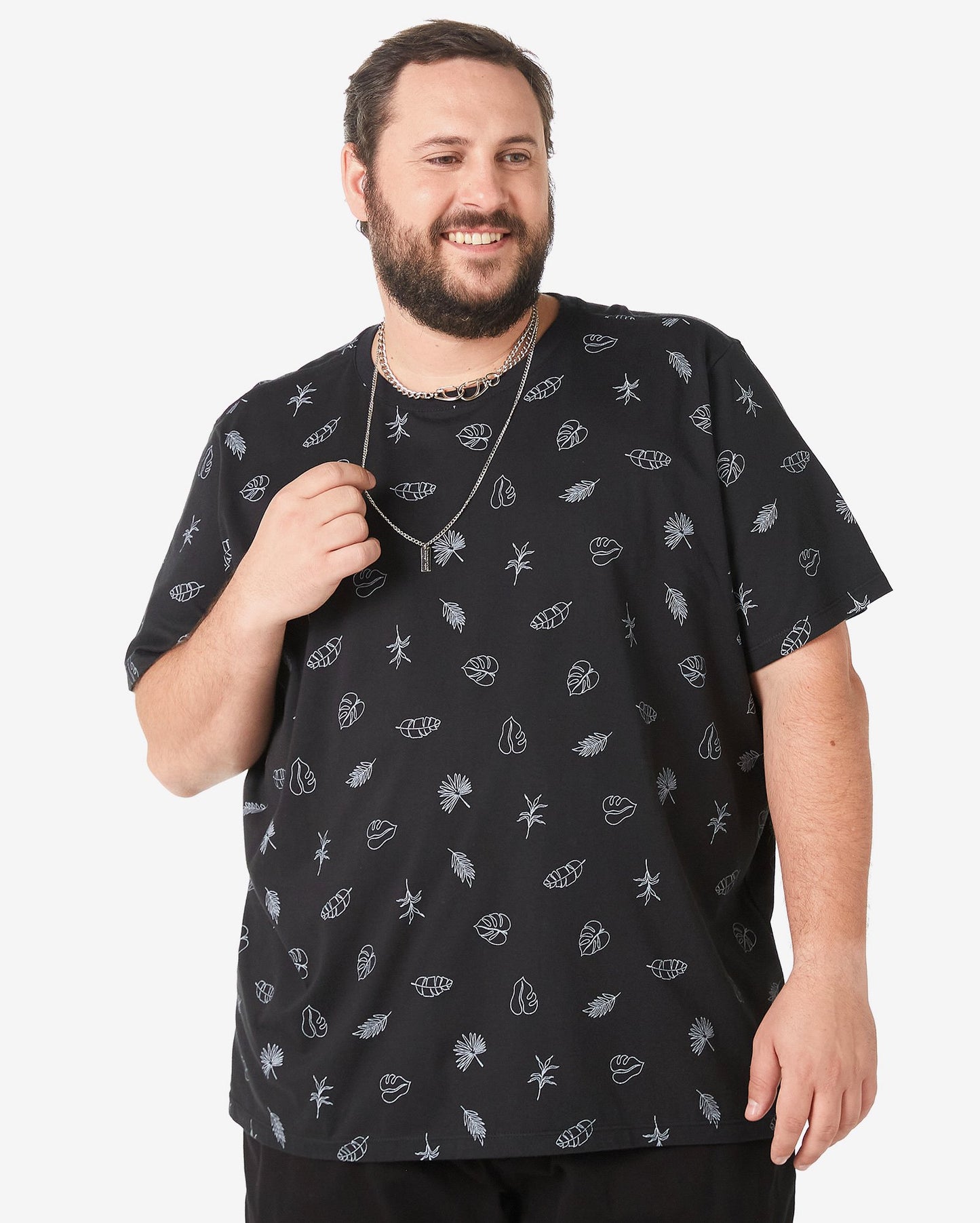 Men's Plus Size Black Leaf Print T-Shirt by Allman for Riachuelo