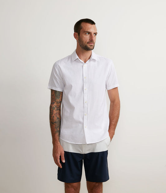 Camicia bianca a maniche corte con bottoni