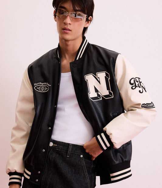 Bomber universitario in PU nero con scritte