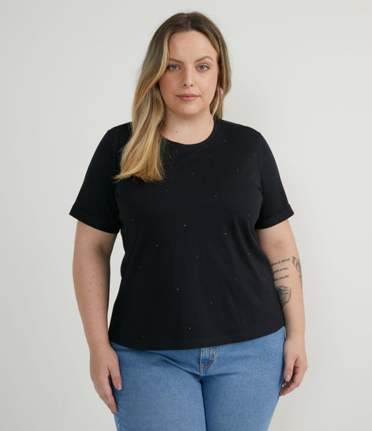 Blusa preta em meia malha com strass aplicado - Curve e Plus Size