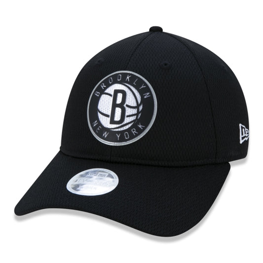 Gorra exclusiva New Era - Gorra de mujer 9TWENTY NBA Brooklyn Nets Back Half Edition