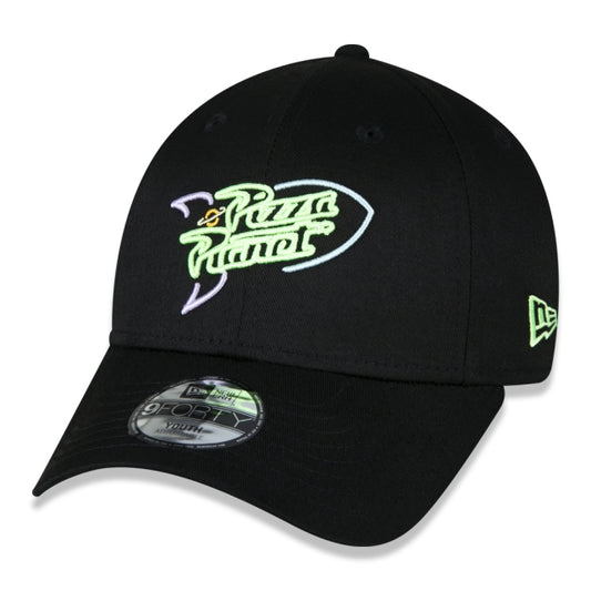 Boné exclusivo New Era - Boné infantil 9FORTY Disney Toy Story Pizza Planet Edition