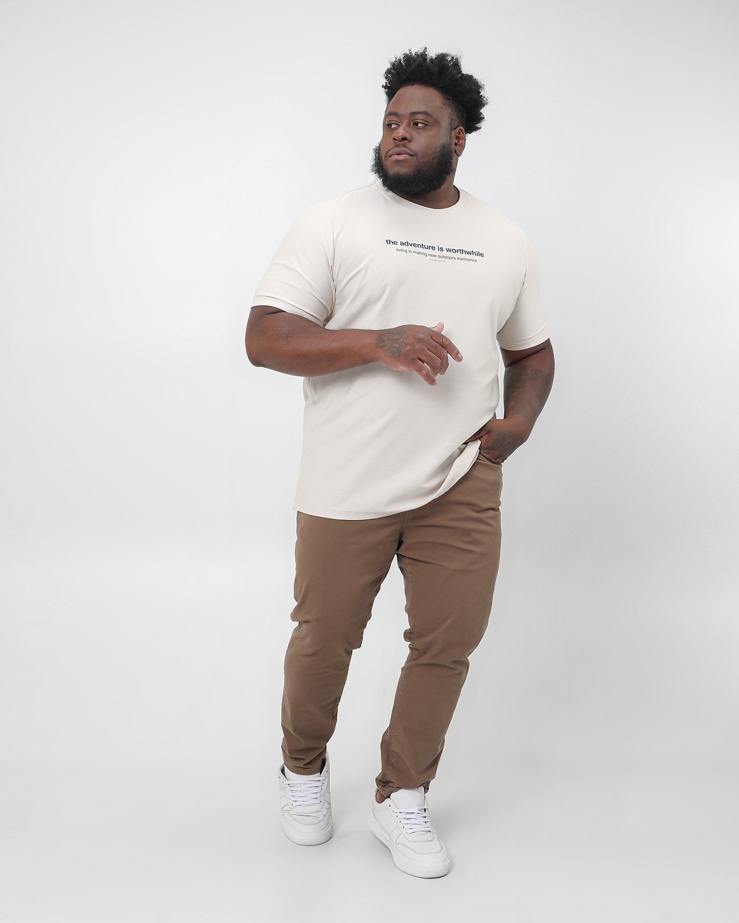 Calça masculina de sarja marrom plus size com elástico na cintura - Pool Jeans