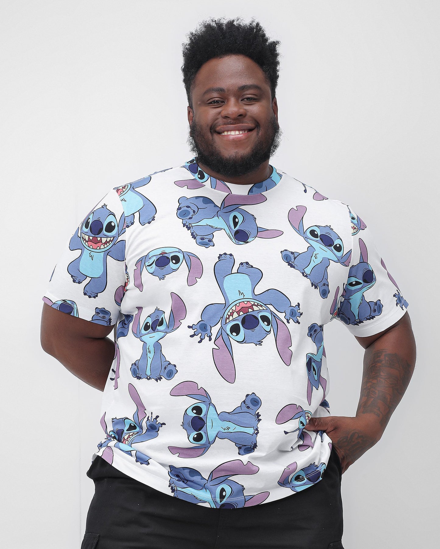 Camiseta masculina plus size de manga curta Stitch branca | Disney