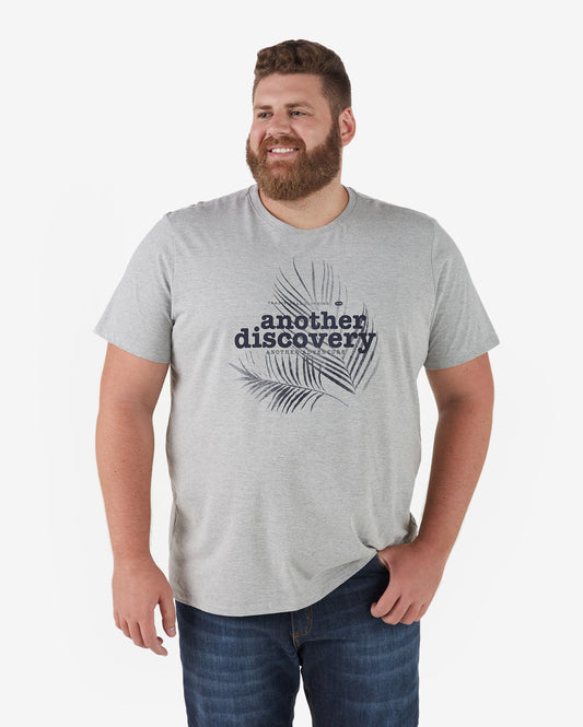 Camiseta masculina plus size de manga curta em cinza-acinzentado - Another Discovery
