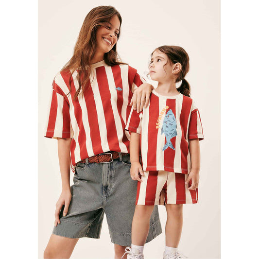 Camiseta estampada en caja unisex para niños y adultos - Colección Mini Me de Hering + Renata Vanzetto