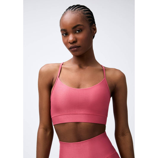 Top deportivo con protección UV